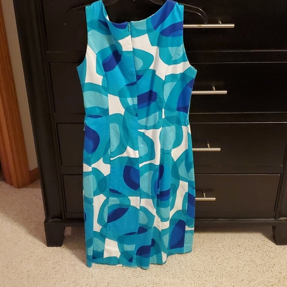 Dress - Picture 2 of 3